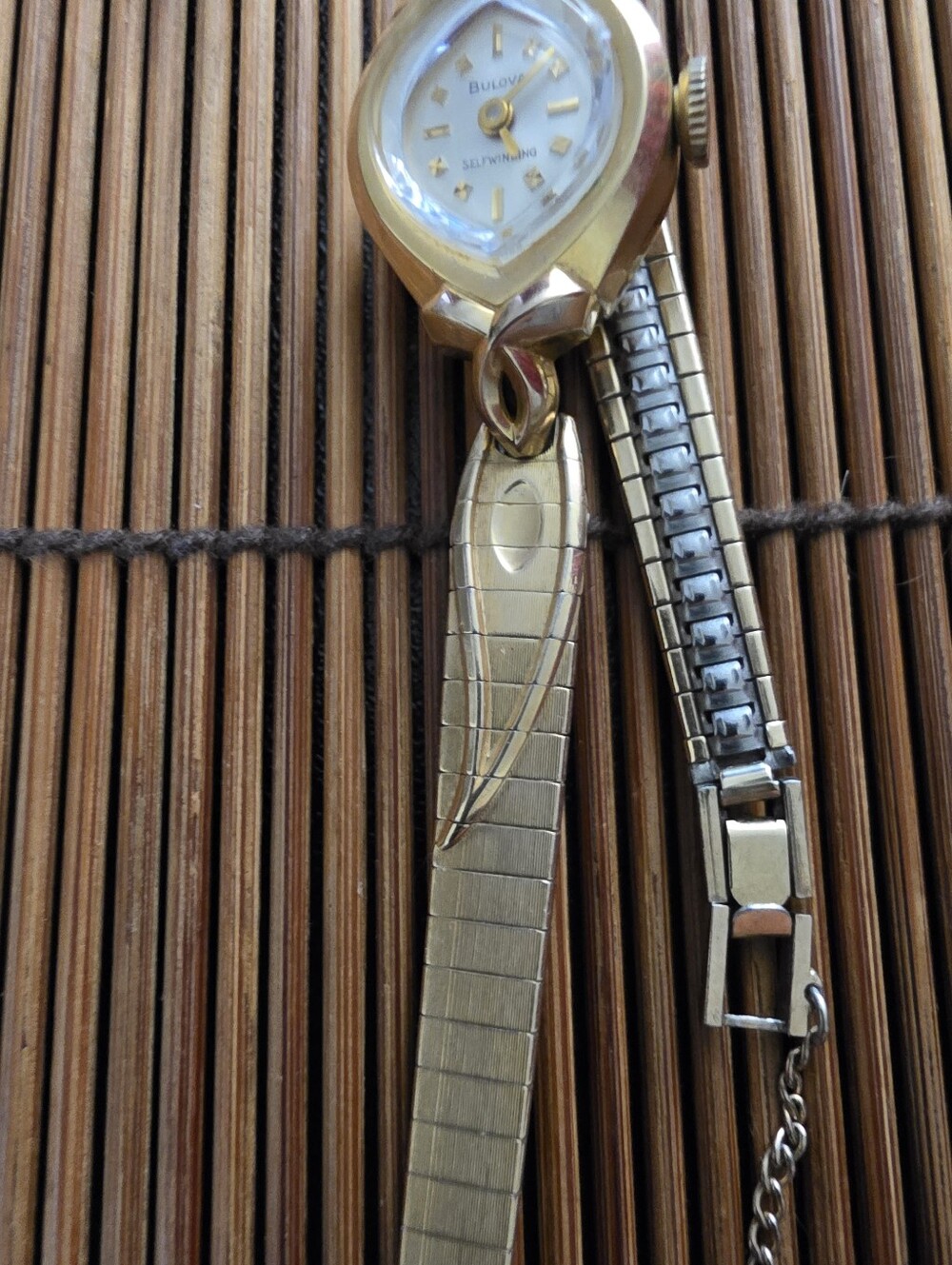 10k Rolled Gold Bulova Selfwinding Yellow Gold Watch (Vintage) - Picture 6 of 12